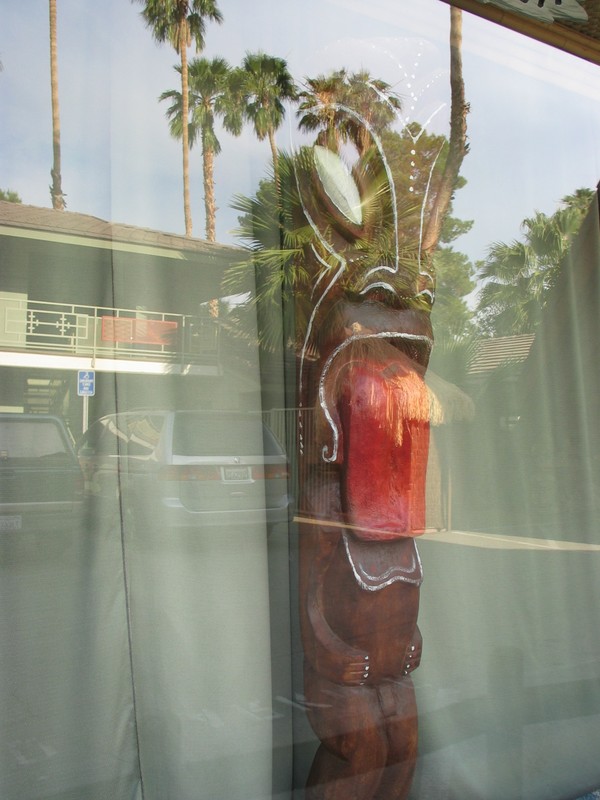 A large and special Tiki outside the Outrigger meeting room. At night, he GLOWS- simiar to those at Hala Kahiki near Chicago.