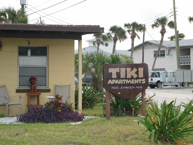 Further up the coast, we found these single story Tiki Apartments. Not very Tiki, other than a single mask we saw on the side of one building.