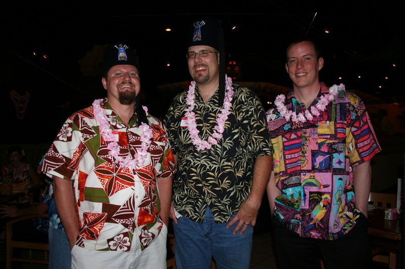 Plenty o' aloha shirts!