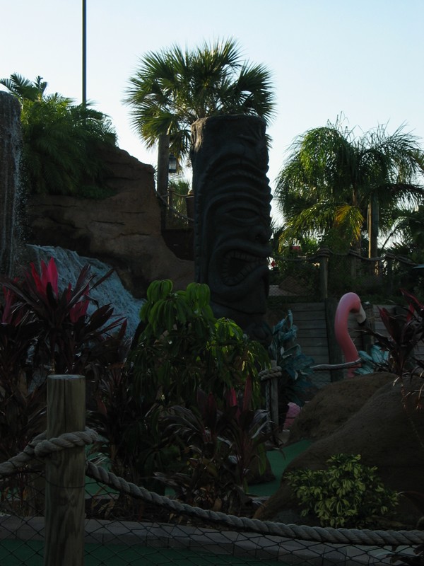 The large iconic Tiki at the front of both courses, (there are two which are interwoven).